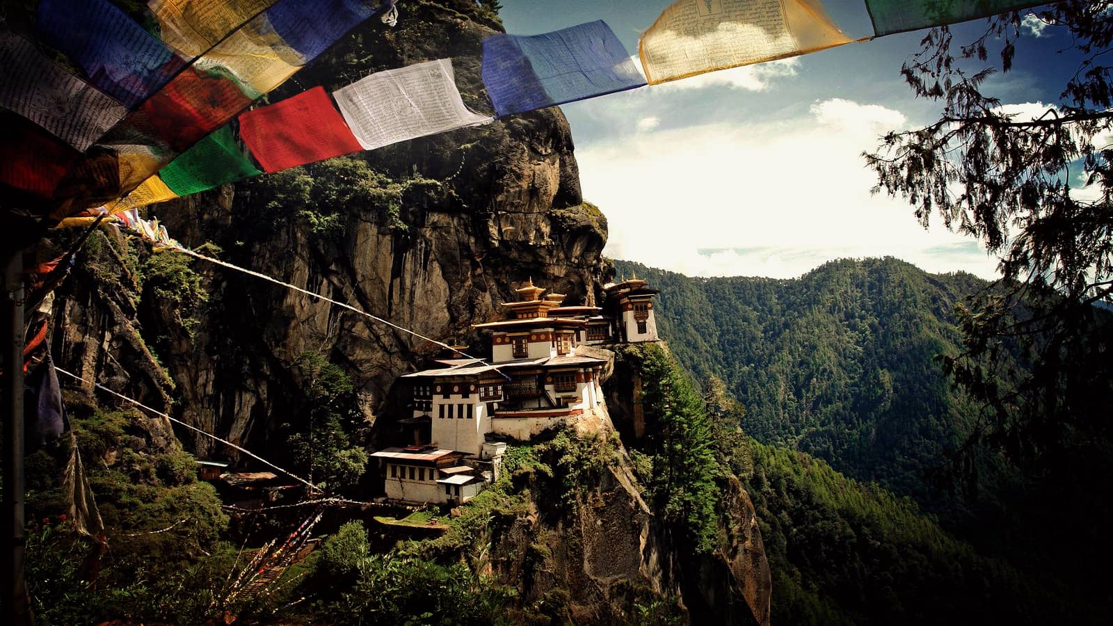 Himalayan kingdom with mystery and magic